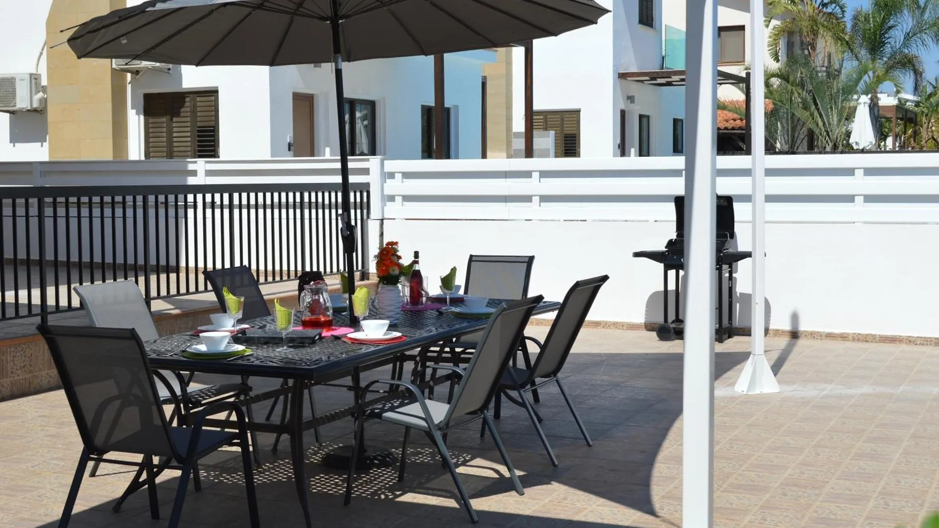 Ayia Napa Marina Luxury Villas - Pearl アヤナパ